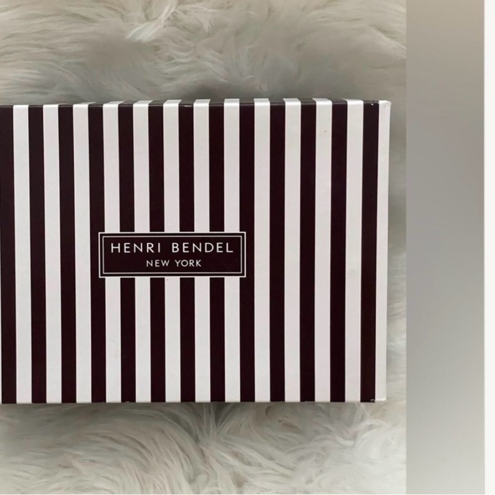 NWT Henri Bendel Brown Zip Around Packable Backpack - Picture 10 of 11